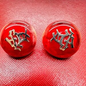 Vintage Celebrity Statement Marbled Maroon White Chinese Style Clip-On Earrings